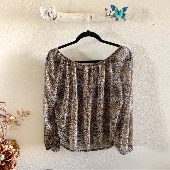 Speechless Leopard Prnt Peasant Long Sleeve Blouse - Picture 5 of 8